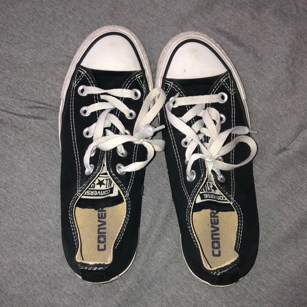 black and white converse low tops